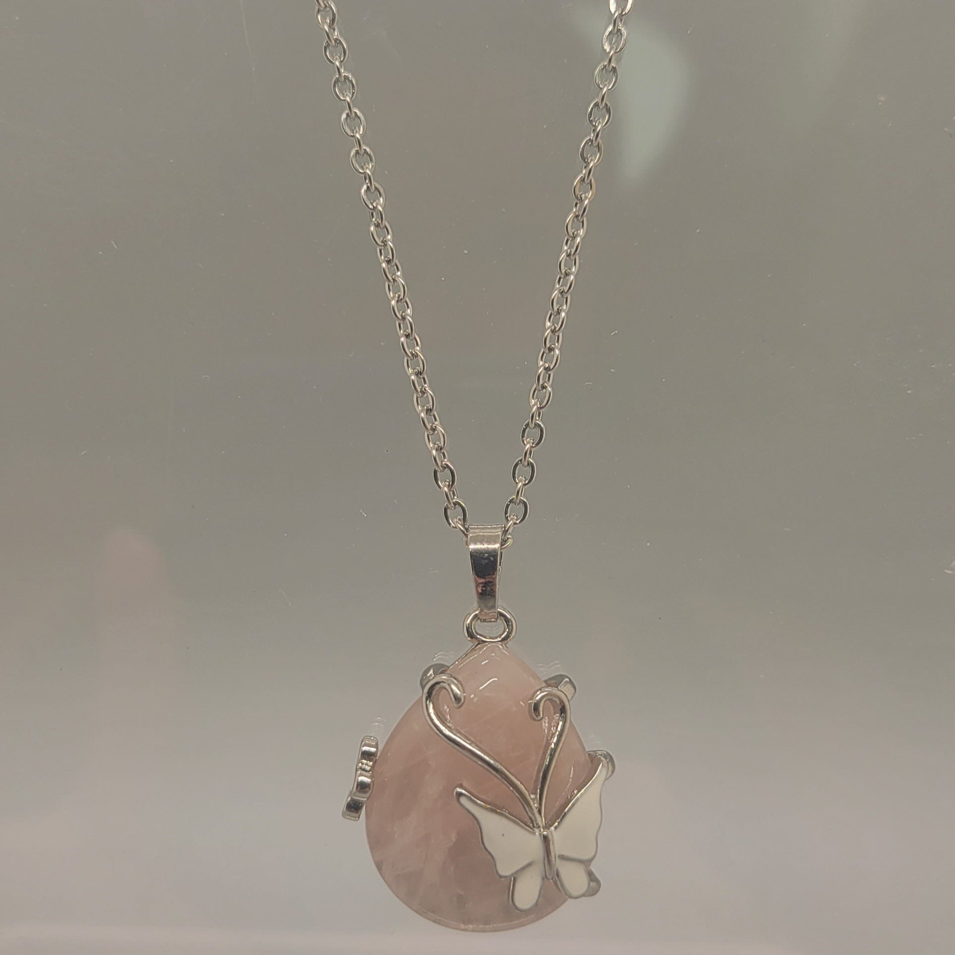 Rose Quartz With Butterfly Pendent Necklace