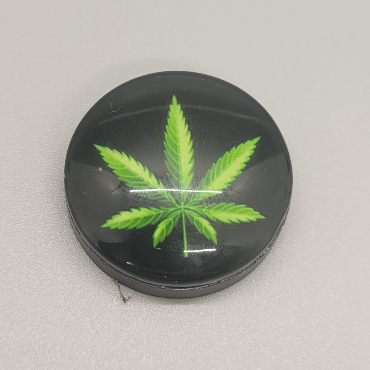 Cannabis Leaf Magnet
